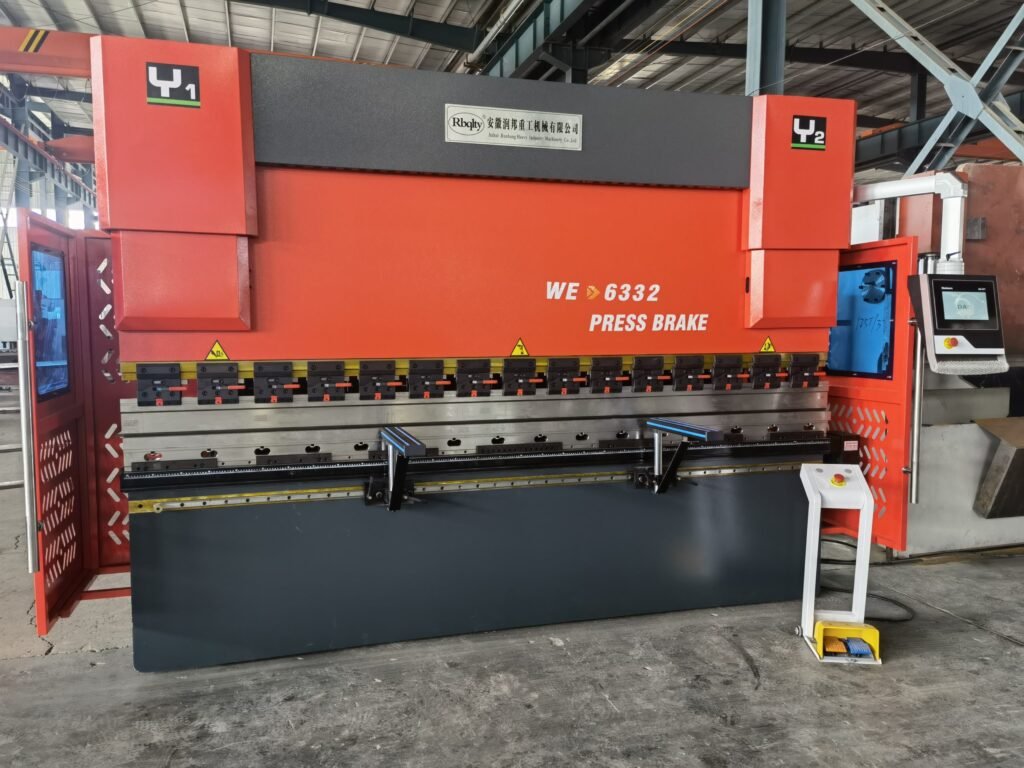 CNC Hydraulic Press Brake Bending Machine WE67K
